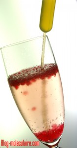 Kir de crémant au caviar d'agrumes